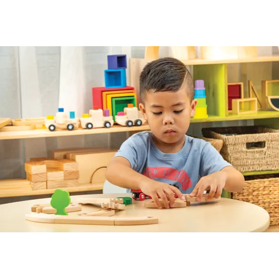 BRIO Classic - Little Forest Train Set 18 Pieces - Modern Teaching Aids NZ