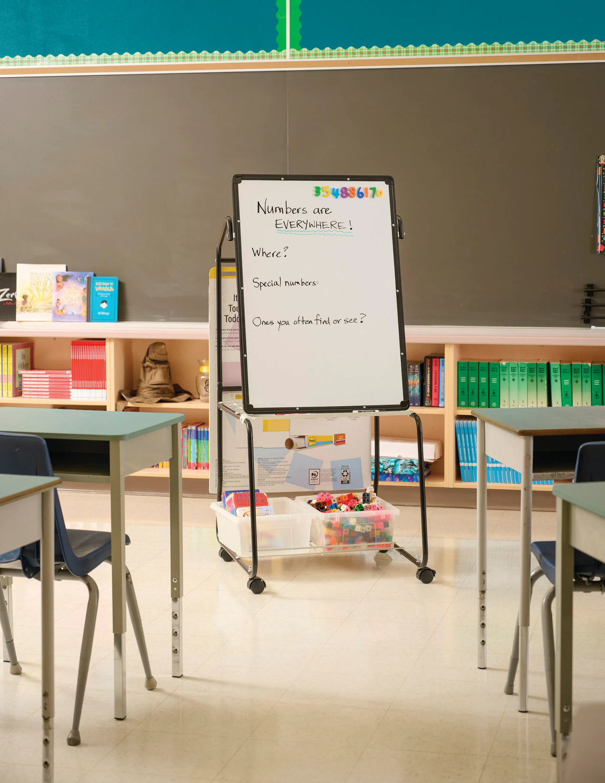 Literacy Teaching Station with Clear Tubs - Modern Teaching Aids NZ