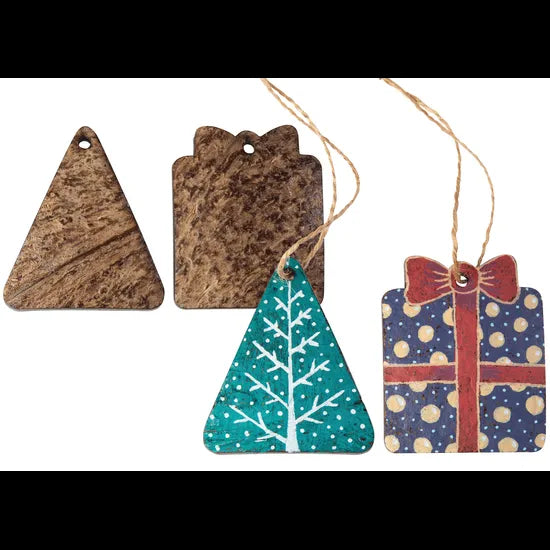 Coconut Christmas Tree & Present - Pack of 10 - Modern Teaching Aids NZ