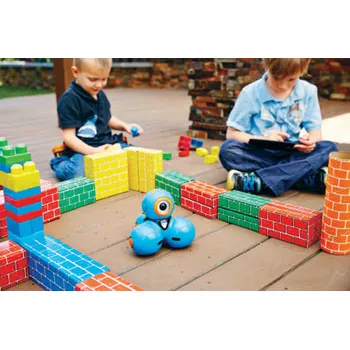 Dash - Set of 12 Robots & 10-Port USB Charger - Modern Teaching Aids NZ