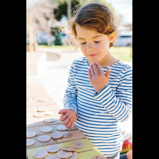 Freckled Frog Sign Language Wooden Discs - Modern Teaching Aids NZ