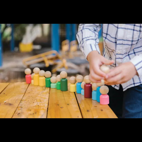 Rainbow Families 16 Pieces - Modern Teaching Aids NZ