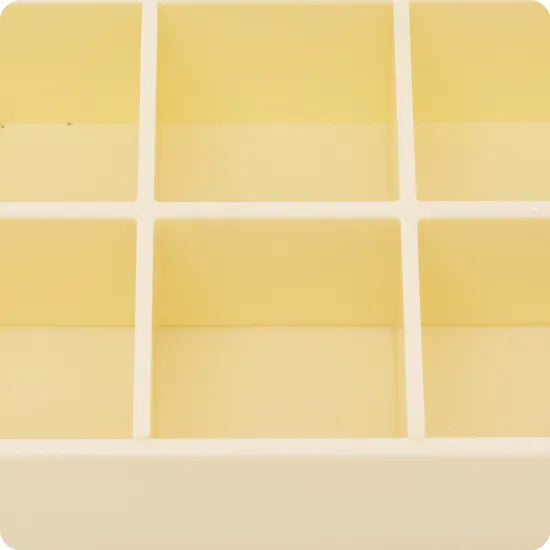 Universal Tray with Divider - Modern Teaching Aids NZ