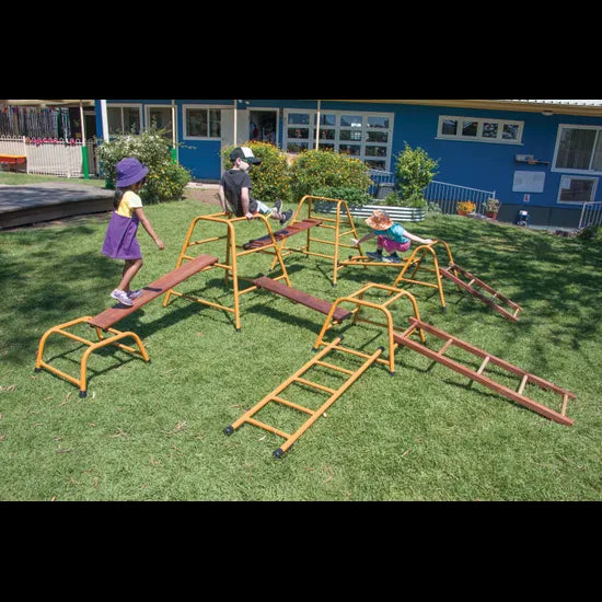 Outback Adventure Playset 12 Pieces - Modern Teaching Aids NZ
