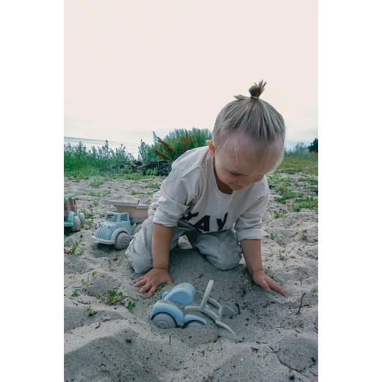 Viking Toys Eco Hearts Large Tractor - Modern Teaching Aids NZ