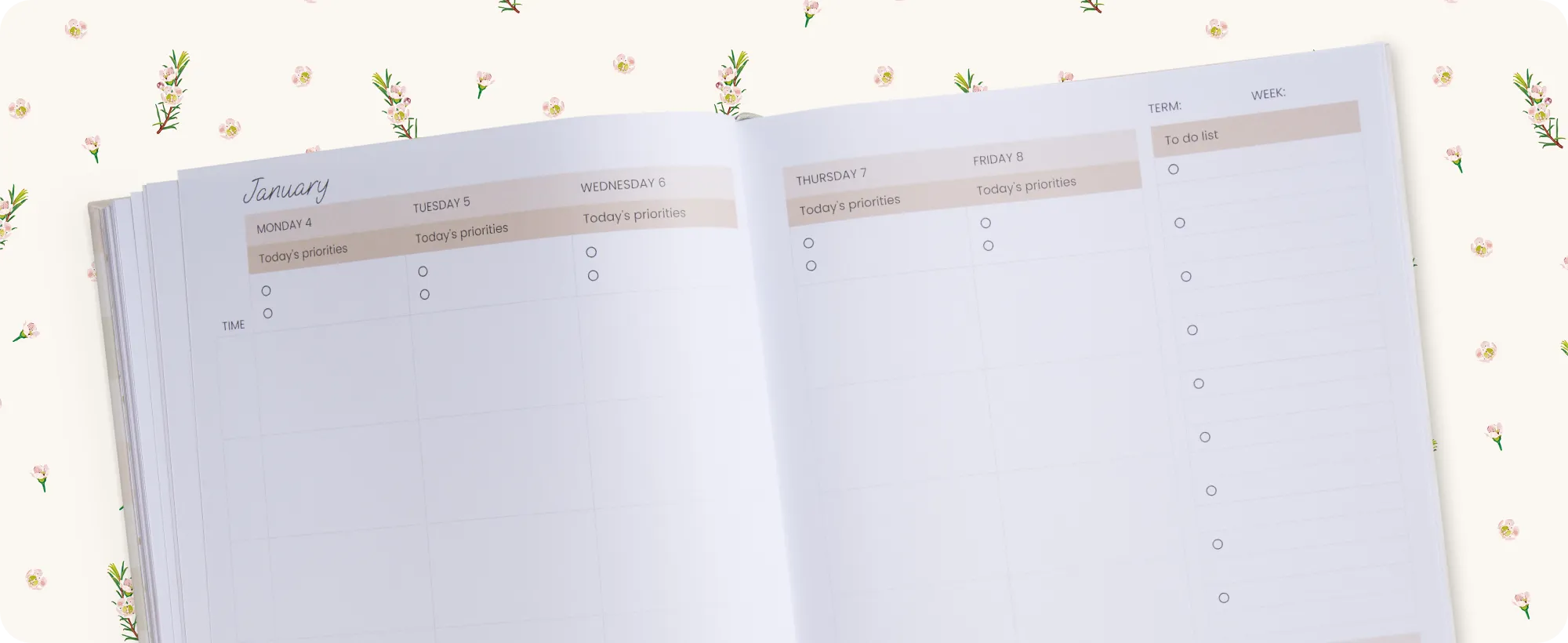 Weekly dated spreads with planning slots and to-do lists.