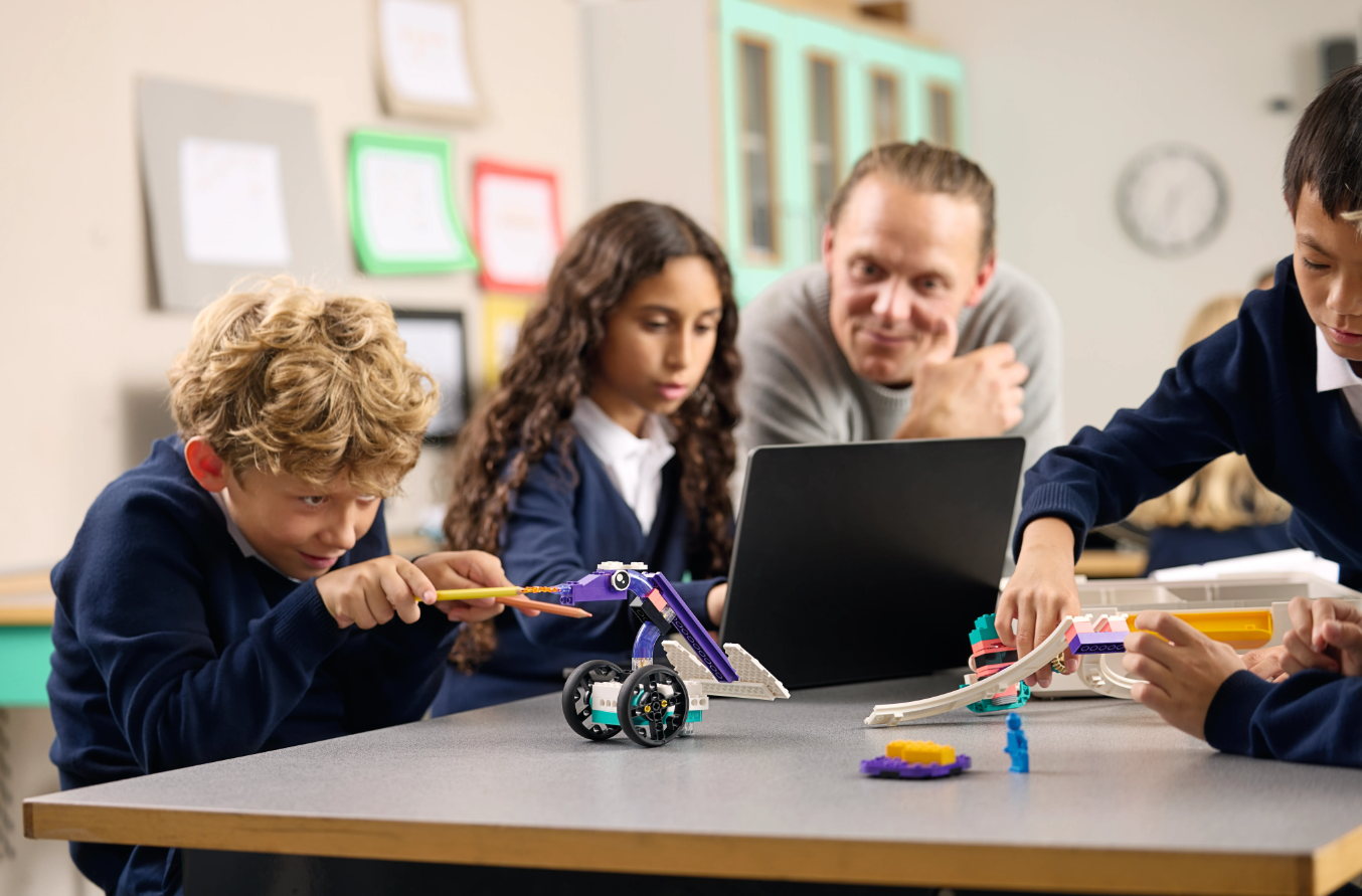 LEGO Education Computer Science & AI Kit 8+ - Modern Teaching Aids NZ