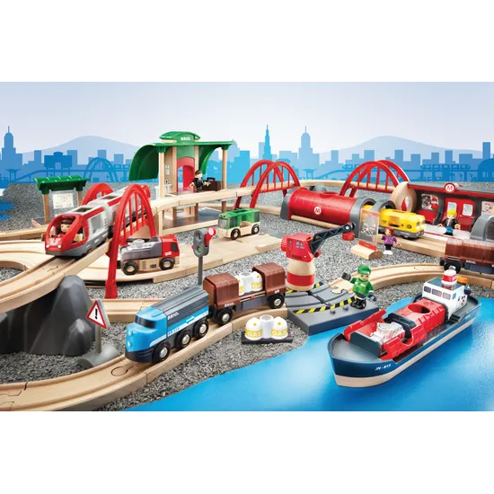 BRIO - Deluxe Railway Set 87 Pieces - Modern Teaching Aids NZ