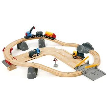 BRIO - Rail & Road Loading Set 32 pieces - Modern Teaching Aids NZ