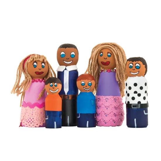 Wooden Family - Set of 6 - Modern Teaching Aids NZ