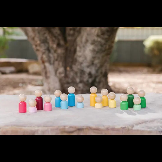 Rainbow Families 16 Pieces - Modern Teaching Aids NZ