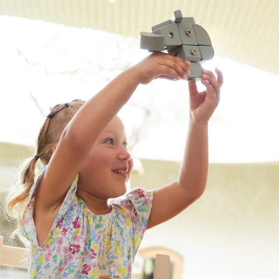 Snap Block Vehicles - 32  Pieces. Set - Modern Teaching Aids NZ