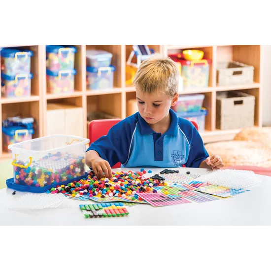 Teachables Round Pegs Set - Includes 20 Boards & Pattern Cards - Modern Teaching Aids NZ