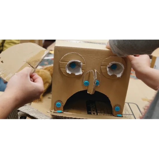 Makedo Safe-Saw - Modern Teaching Aids NZ