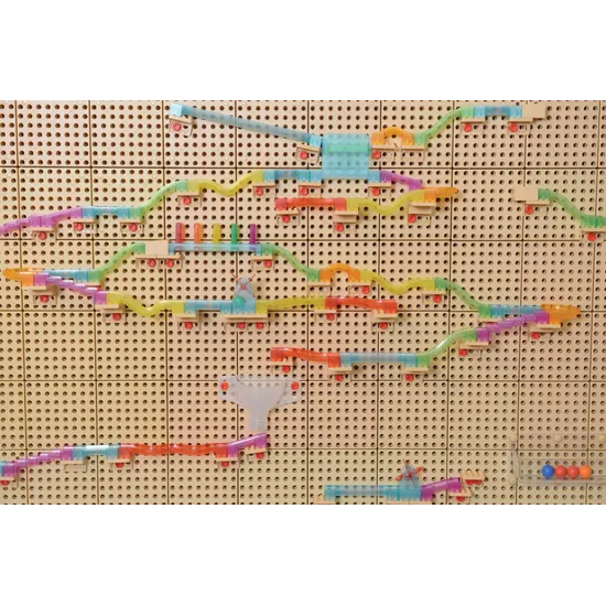 Masterkidz STEM Wall Kinetic Ball Trax 120 Pc - Modern Teaching Aids NZ