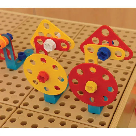 STEM Wall - Geometric Shapes 260 Piece Set