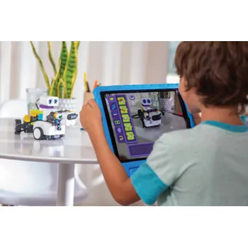 Botzees - Building Blocks Robot - Modern Teaching Aids NZ