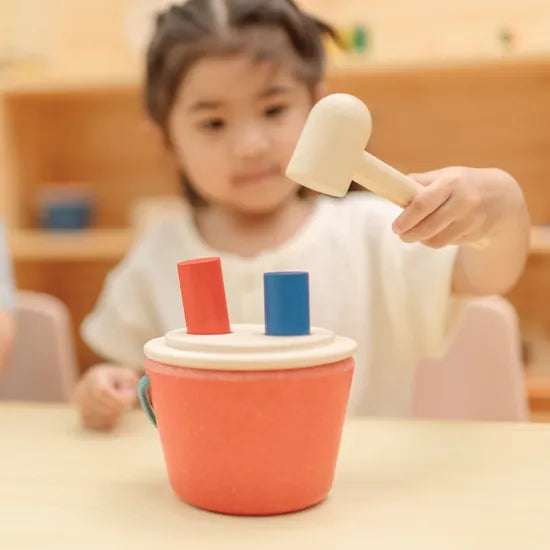 PlanToys Montessori-Inspired Hammering Peg Bucket