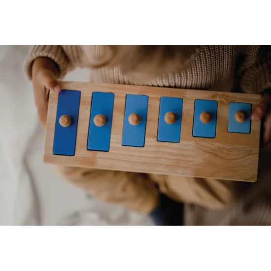 Short -Tall Knob Puzzle - Modern Teaching Aids NZ