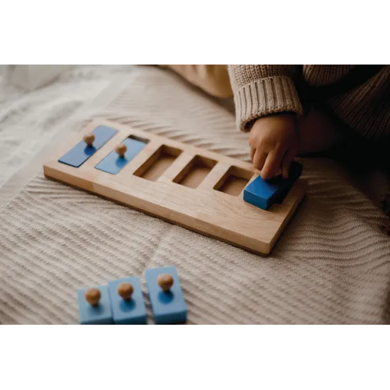 Short -Tall Knob Puzzle - Modern Teaching Aids NZ