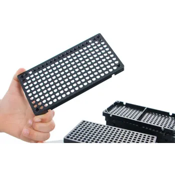 TeacherGeek Hole Plates - Pack of 20 - Modern Teaching Aids NZ