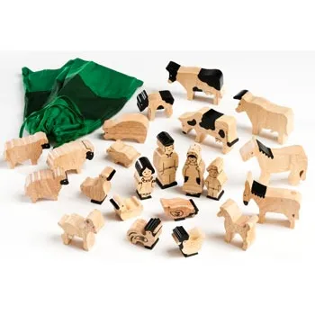 Farm Set in Natural Wood 22  Piecess - Modern Teaching Aids NZ