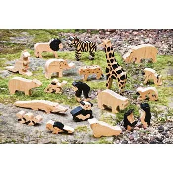 Wild Animals in Natural Wood - 20 Pieces - Modern Teaching Aids NZ