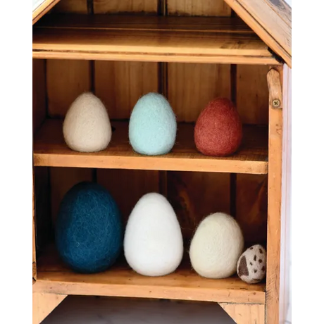 Felt Poultry Eggs Set of 7 - Modern Teaching Aids NZ