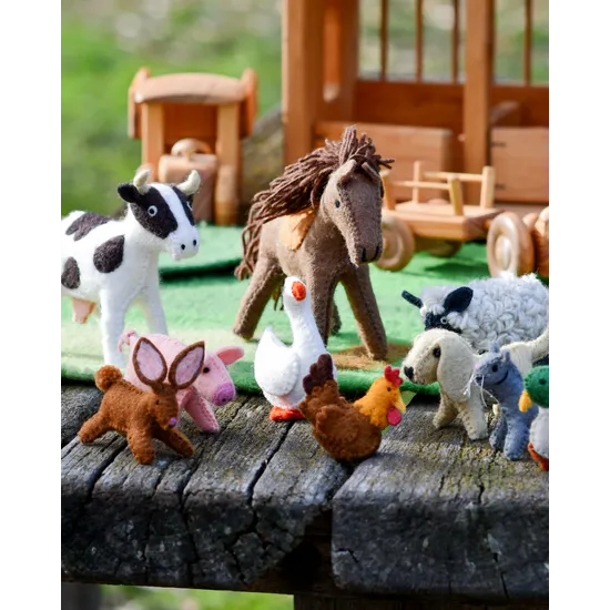 Felt Farm Animals Set of 10 - Modern Teaching Aids NZ