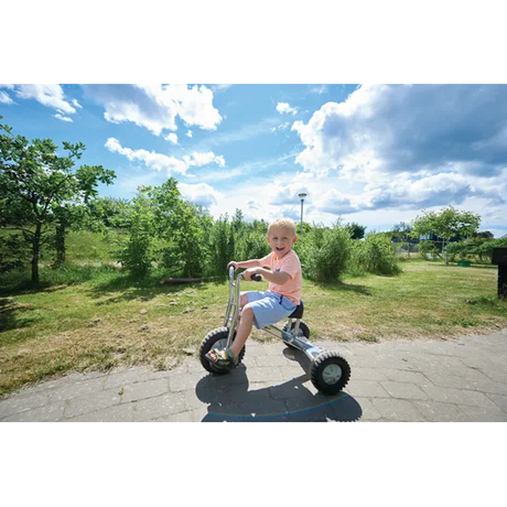 Winther Medium Tricycle - Modern Teaching Aids NZ