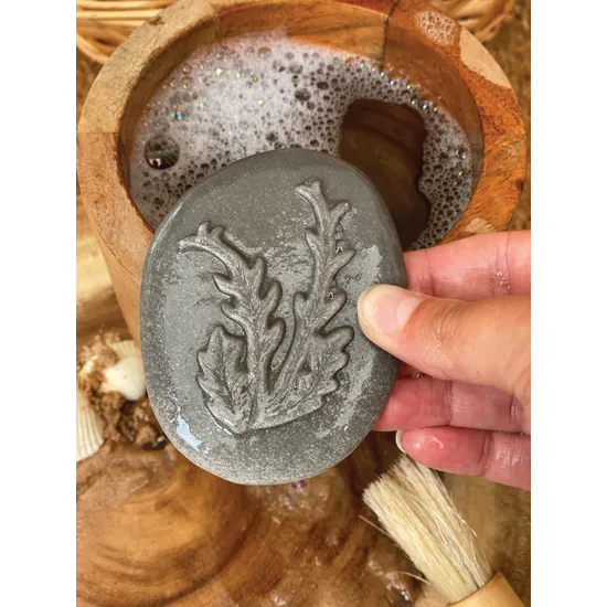 Let€™s Investigate: Seashore Sensory Stones - Modern Teaching Aids NZ