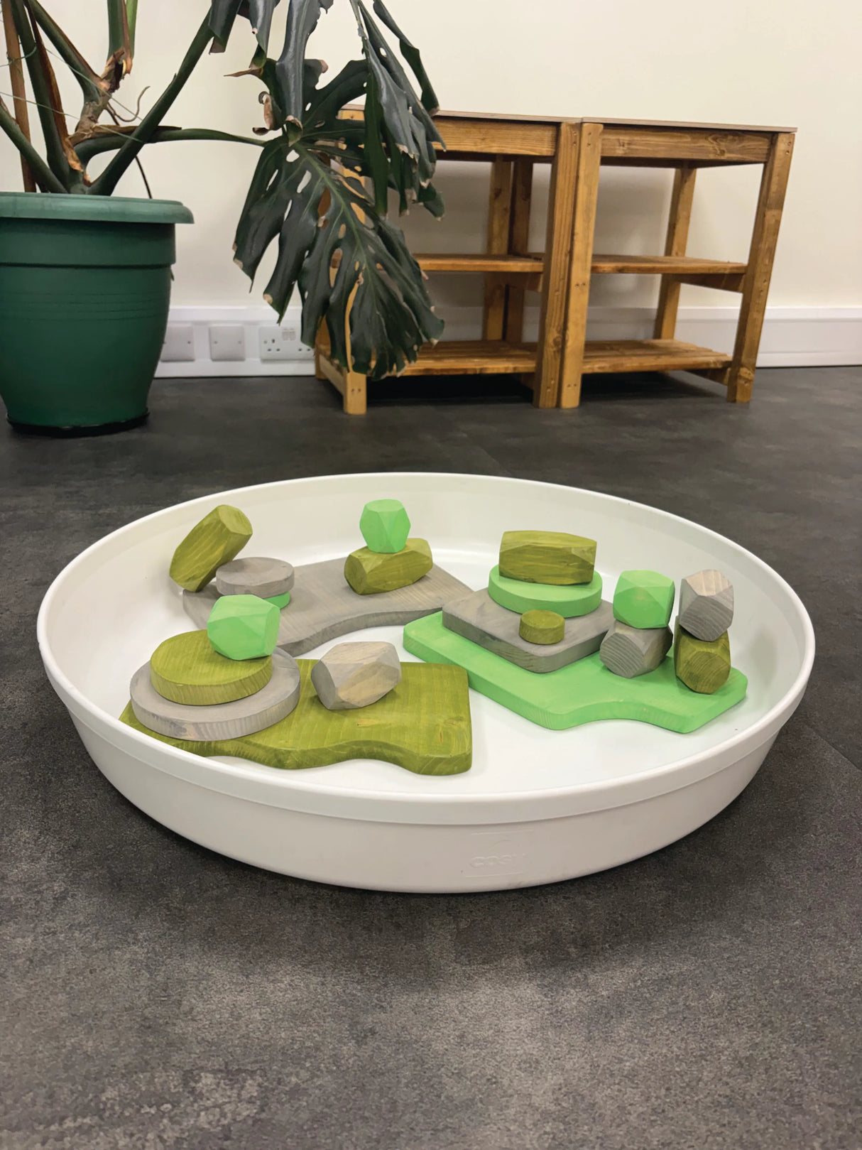 Small World Earth Natural Scene Set - 20 Pieces