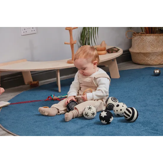 Black &amp; White Pattern Balls - Set of 6